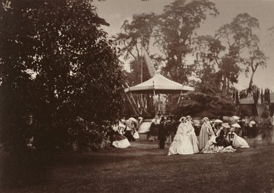 Uitzicht op de tuinen tijdens het feest/Fête Champetre bij Orleans House, Londen door Camille Silvy